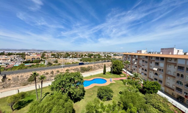 Sale - Penthouse -
Torrevieja - Centro