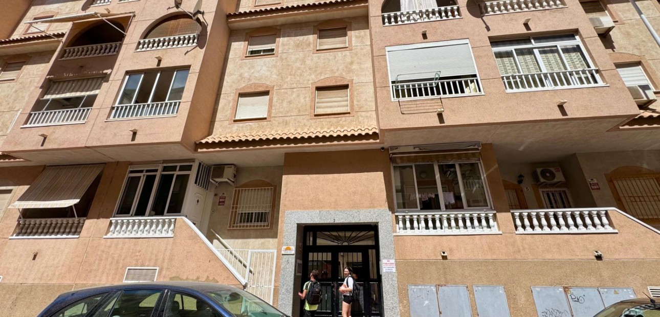 Sale - Penthouse -
Torrevieja - Centro