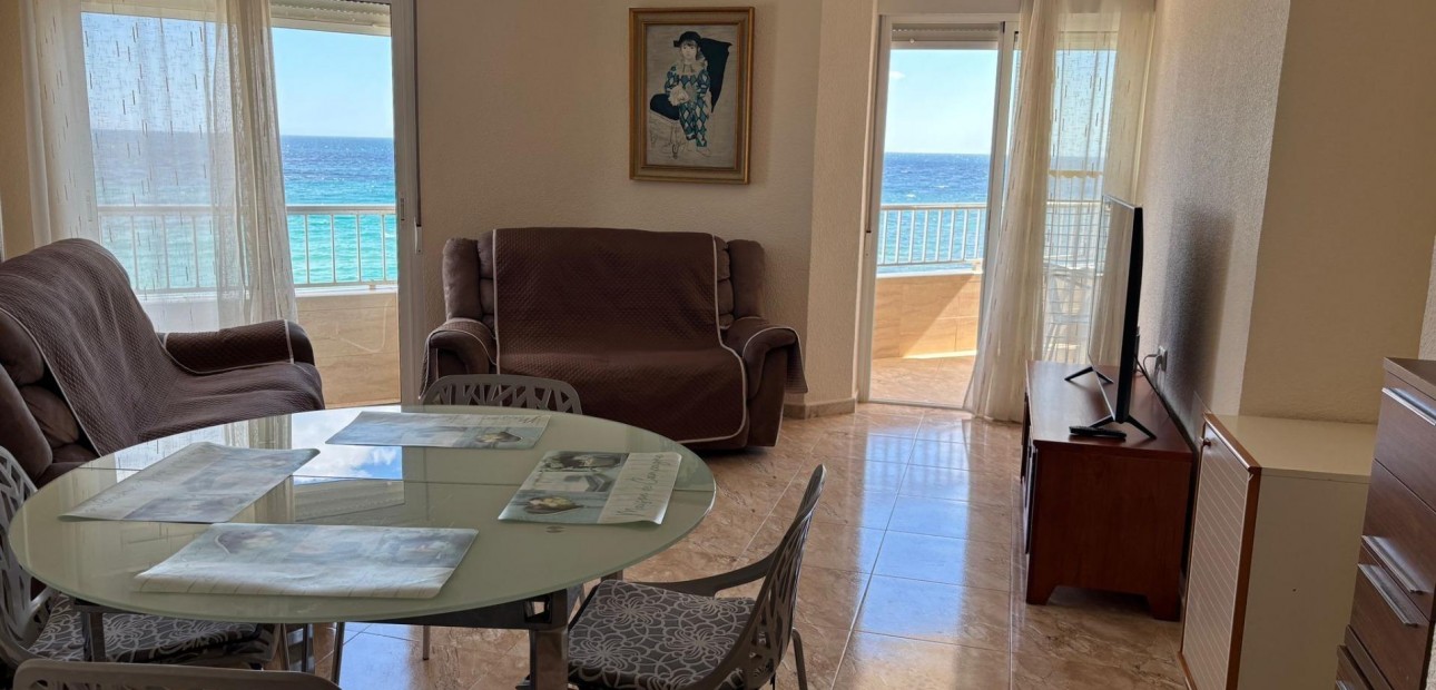 Herverkoop - Appartement / flat -
Torrevieja - Playa de los Naufragos