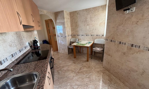 Herverkoop - Appartement / flat -
Torrevieja - Playa de los Naufragos