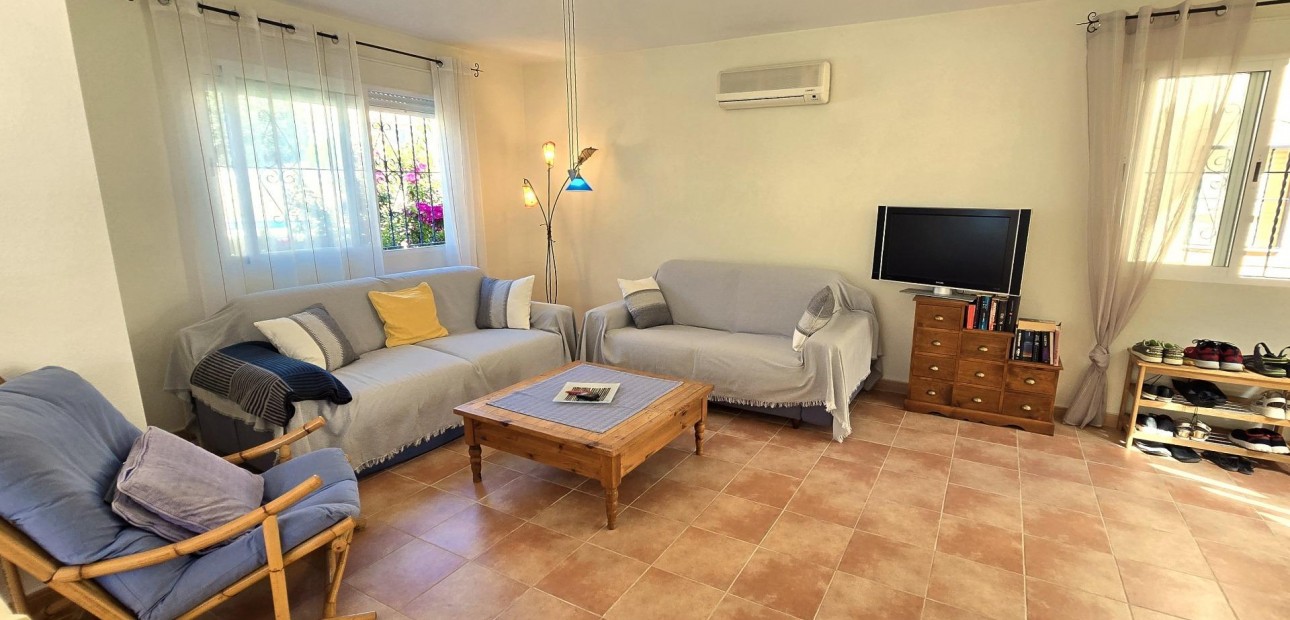 Sale - Villa -
Orihuela Costa - Villamartín-Las Filipinas