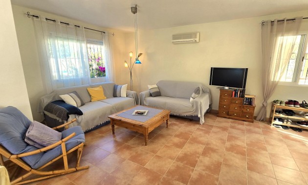 Sale - Villa -
Orihuela Costa - Villamartín-Las Filipinas