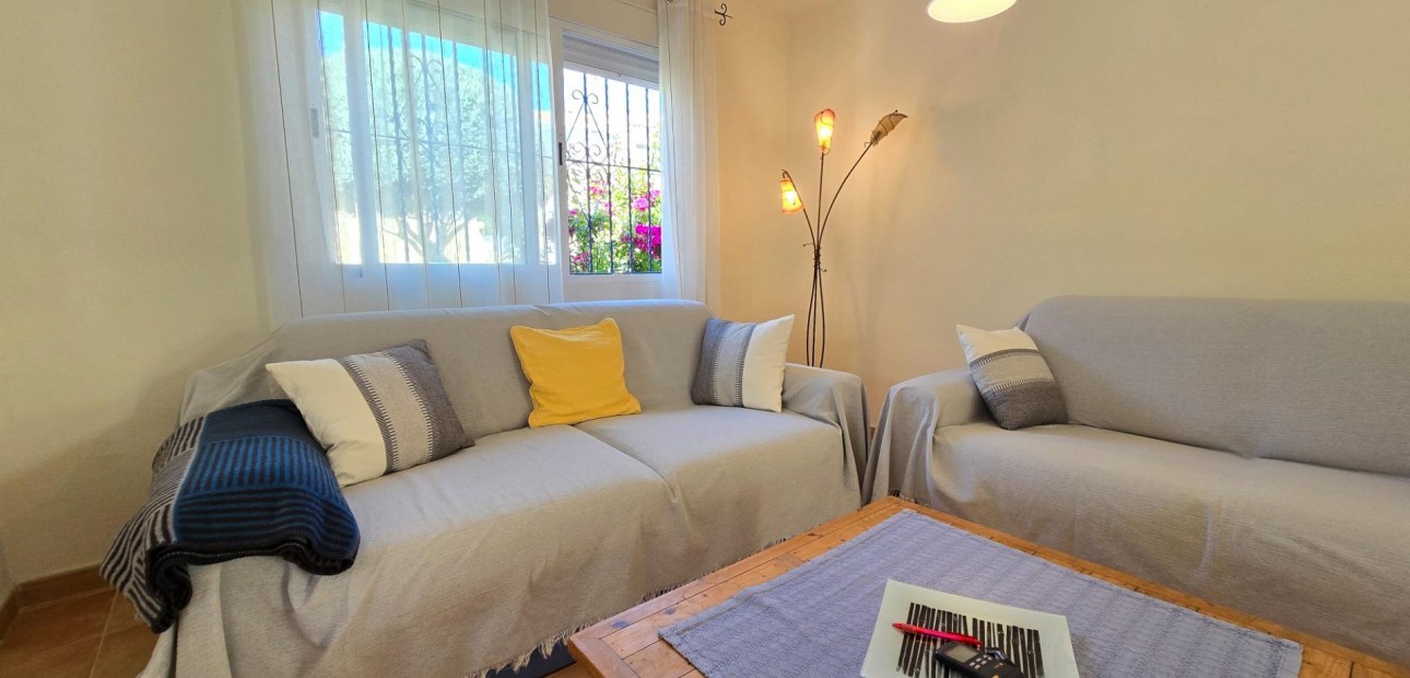 Sale - Villa -
Orihuela Costa - Villamartín-Las Filipinas