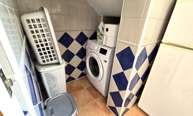 Sale - Villa -
Orihuela Costa - Villamartín-Las Filipinas