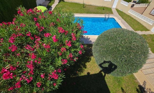 Sale - Villa -
Orihuela Costa - Villamartín-Las Filipinas