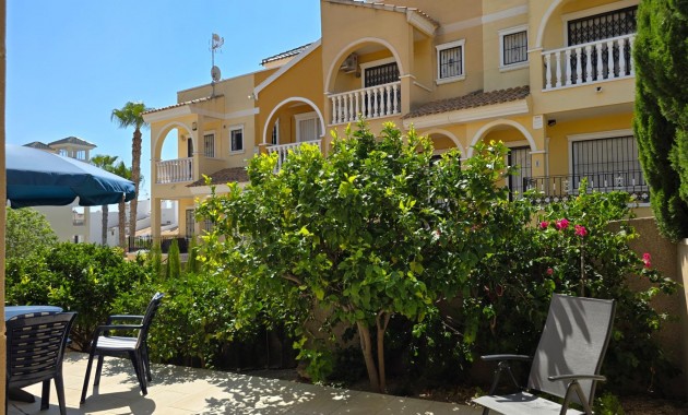 Sale - Villa -
Orihuela Costa - Villamartín-Las Filipinas