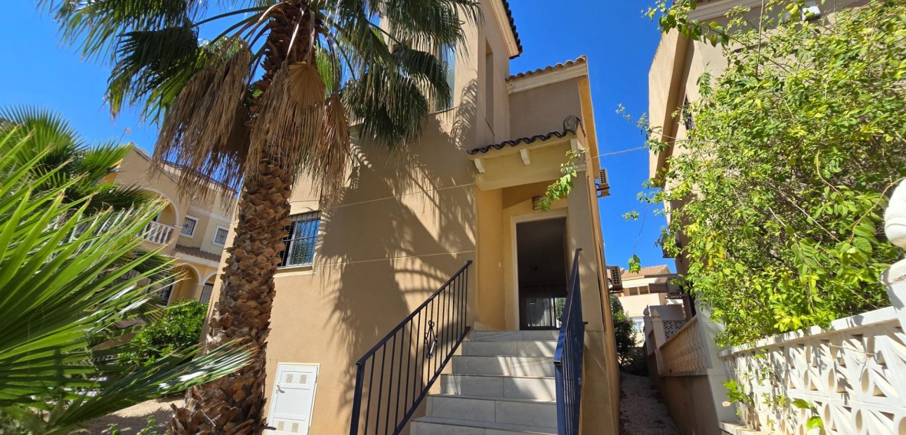 Sale - Villa -
Orihuela Costa - Villamartín-Las Filipinas