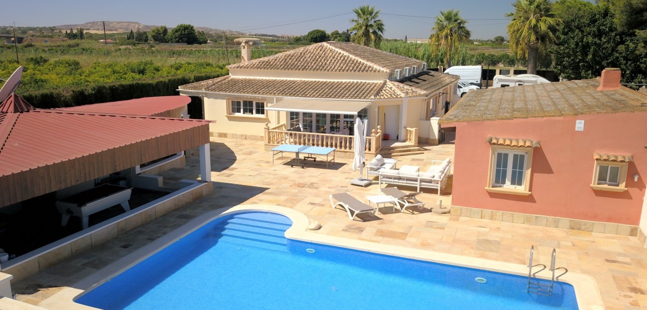 Herverkoop - Country Property -
Heredades - Heredades - Country