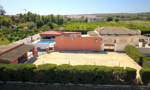 Herverkoop - Country Property -
Heredades - Heredades - Country