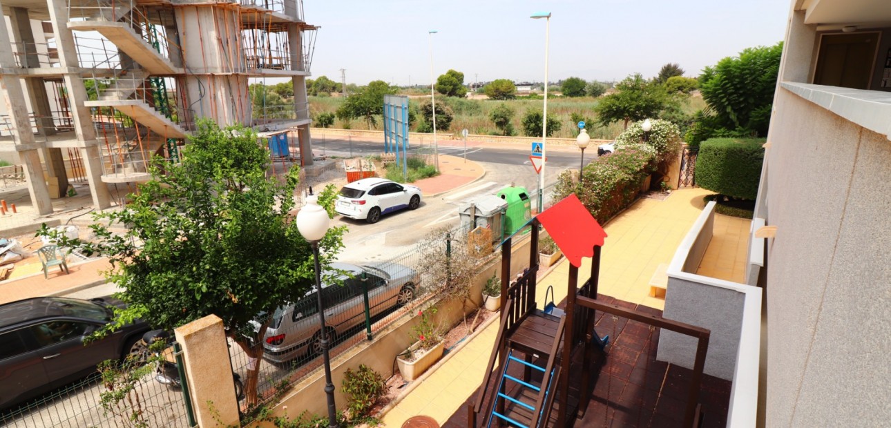 Herverkoop - Appartement / flat -
Guardamar del Segura - Guardamar del Segura - Town