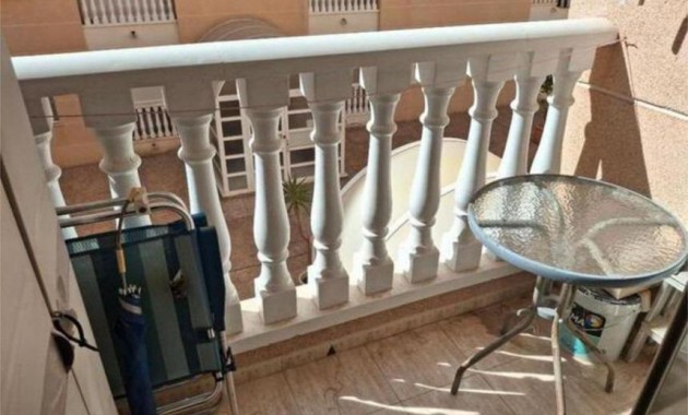 Herverkoop - Appartement / flat -
Torrevieja - Estacion de autobuses