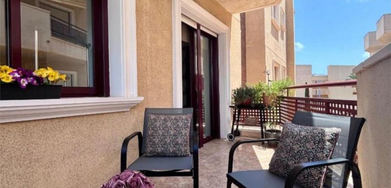 Herverkoop - Appartement / flat -
Orihuela Costa - Campoamor