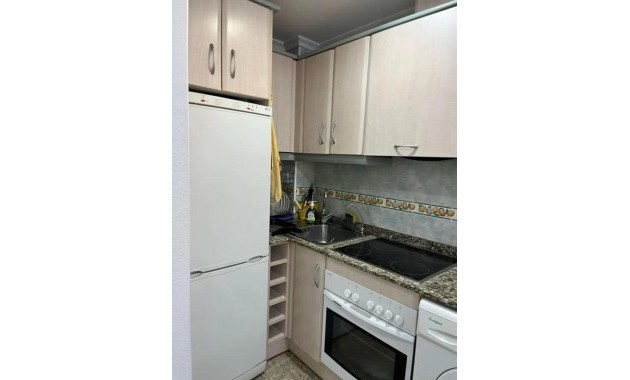 Herverkoop - Appartement / flat -
Torrevieja - Estacion de autobuses