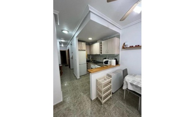 Herverkoop - Appartement / flat -
Torrevieja - Estacion de autobuses