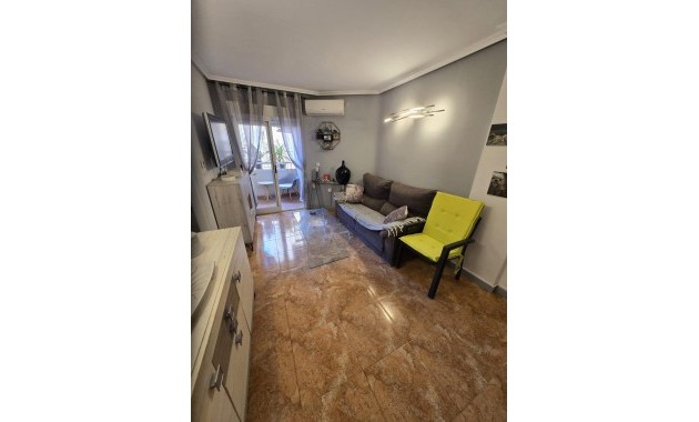 Herverkoop - Appartement / flat -
Torrevieja - torrevieja