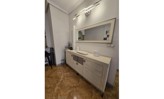 Herverkoop - Appartement / flat -
Torrevieja - torrevieja