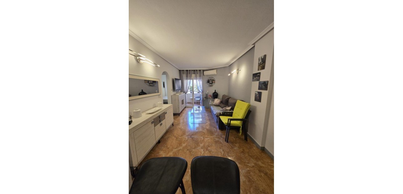 Herverkoop - Appartement / flat -
Torrevieja - torrevieja