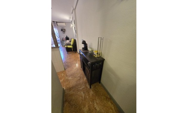 Herverkoop - Appartement / flat -
Torrevieja - torrevieja