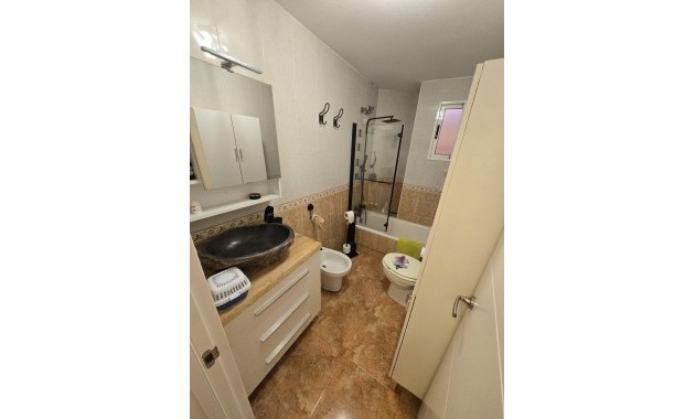 Herverkoop - Appartement / flat -
Torrevieja - torrevieja