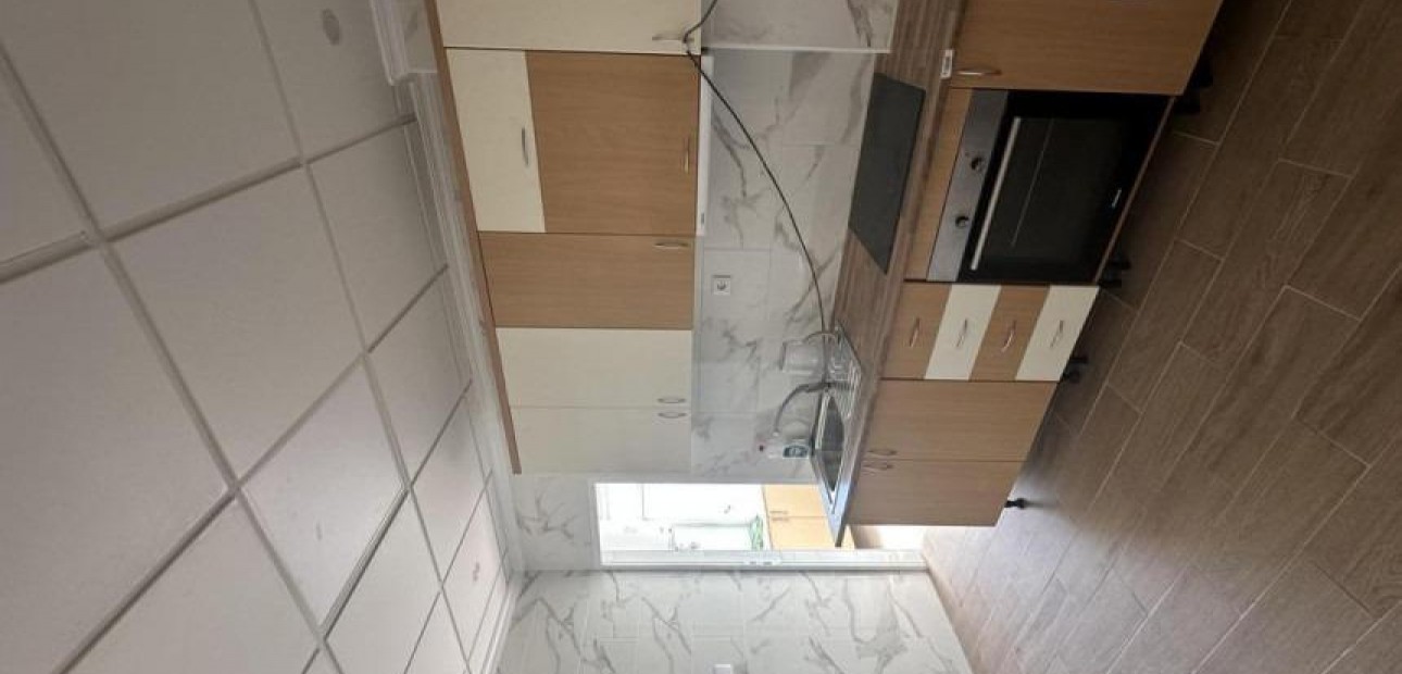 Herverkoop - Appartement / flat -
Torrevieja - torrevieja