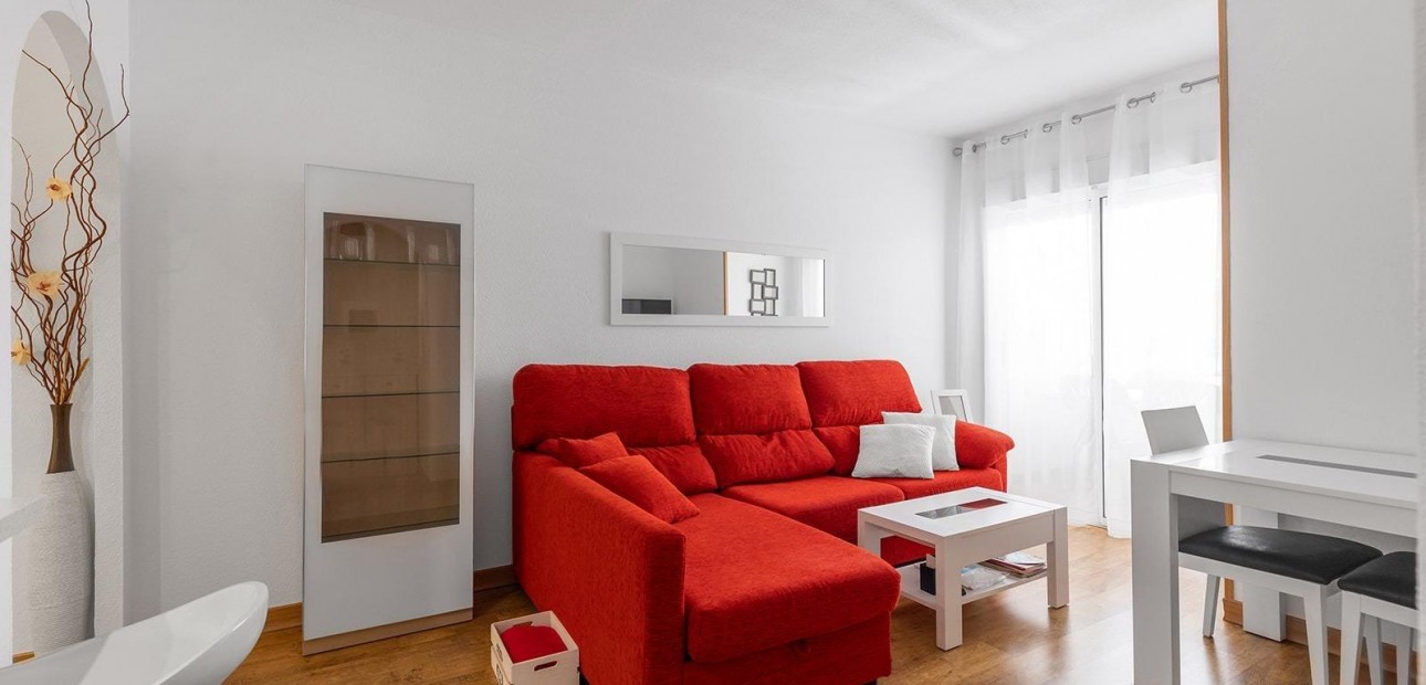 Venta - Apartamento / piso -
Torrevieja - Centro