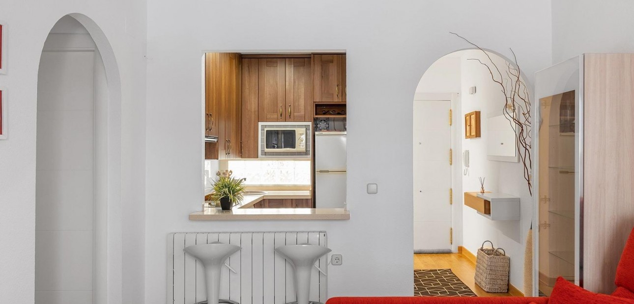 Venta - Apartamento / piso -
Torrevieja - Centro