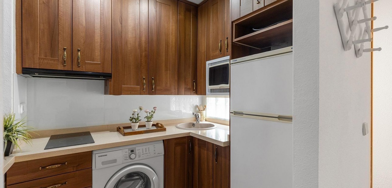 Venta - Apartamento / piso -
Torrevieja - Centro