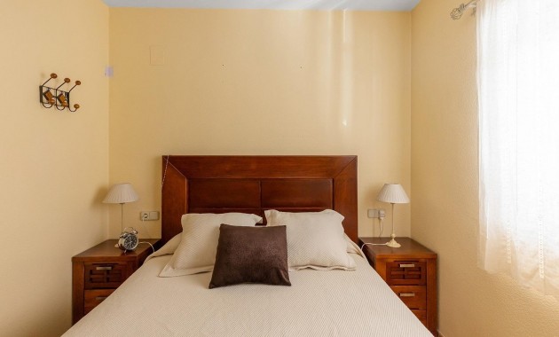 Venta - Apartamento / piso -
Torrevieja - Centro