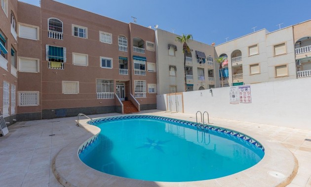 Venta - Apartamento / piso -
Torrevieja - Centro