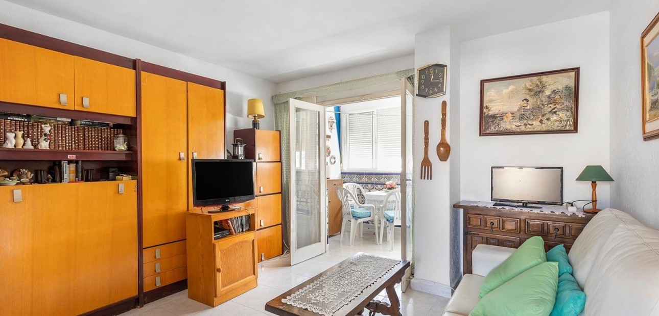 Venta - Apartamento / piso -
Torrevieja - La Mata