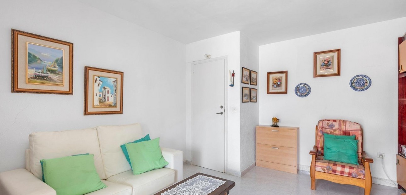 Venta - Apartamento / piso -
Torrevieja - La Mata