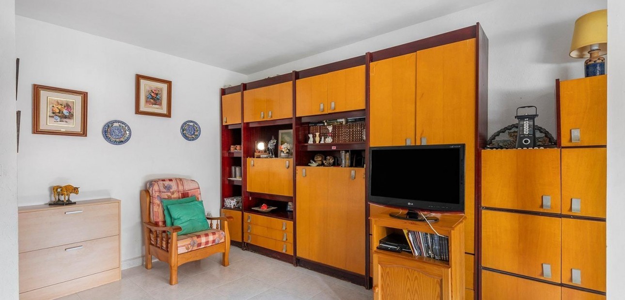 Venta - Apartamento / piso -
Torrevieja - La Mata