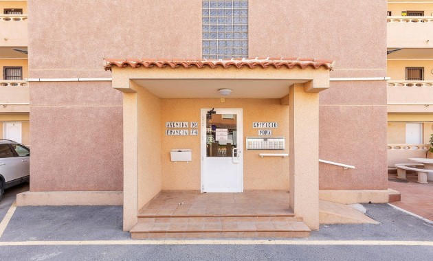 Venta - Apartamento / piso -
Torrevieja - La Mata