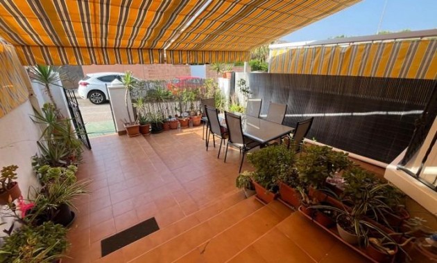 Venta - Terraced house -
Torrevieja - Los Balcones - Los Altos del Edén