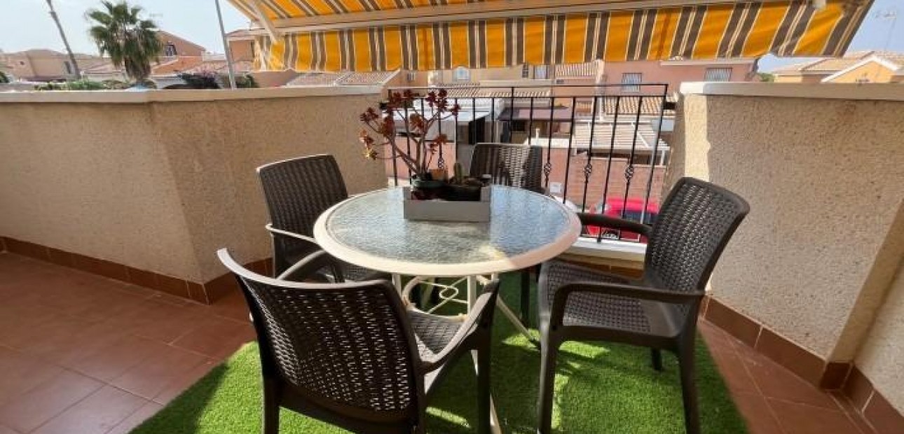 Venta - Terraced house -
Torrevieja - Los Balcones - Los Altos del Edén