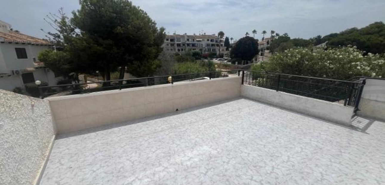 Herverkoop - Appartement / flat -
Torrevieja - Torretas