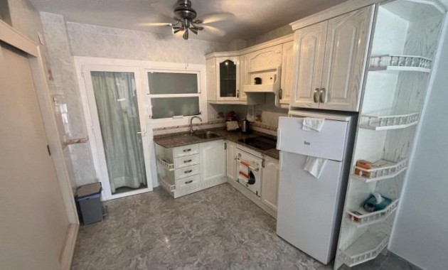 Herverkoop - Appartement / flat -
Torrevieja - Torretas