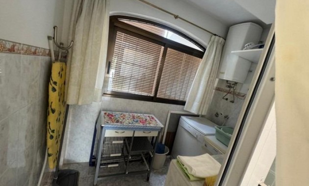 Herverkoop - Appartement / flat -
Torrevieja - Torretas