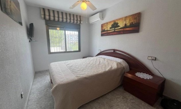 Herverkoop - Appartement / flat -
Torrevieja - Torretas