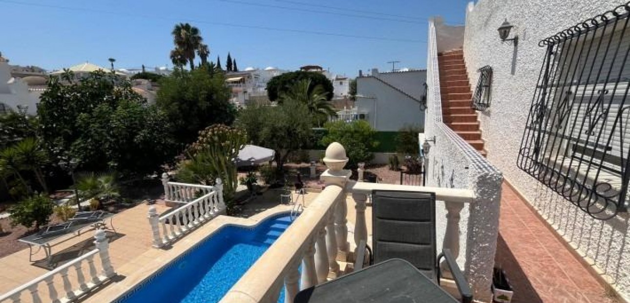 Sale - Villa -
Torrevieja - La Siesta - El Salado - Torreta