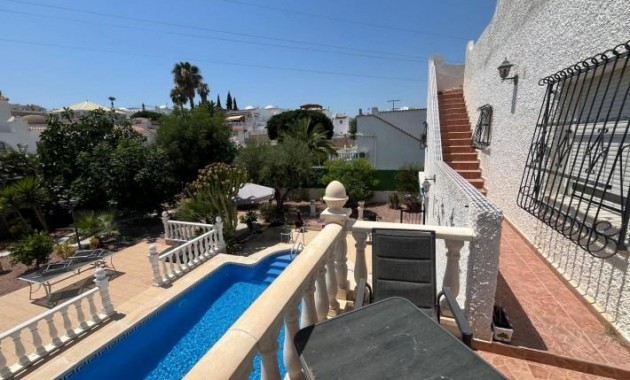 Sale - Villa -
Torrevieja - La Siesta - El Salado - Torreta