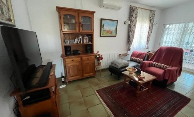 Sale - Villa -
Torrevieja - La Siesta - El Salado - Torreta