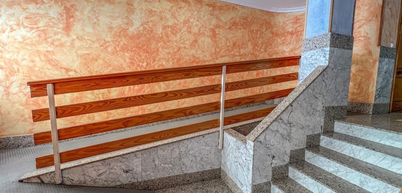 Herverkoop - 1. Apartment / flat -
Torrevieja - Acequion