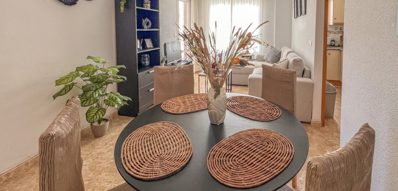 Herverkoop - 1. Apartment / flat -
Torrevieja - Acequion