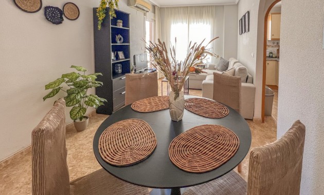 Herverkoop - 1. Apartment / flat -
Torrevieja - Acequion
