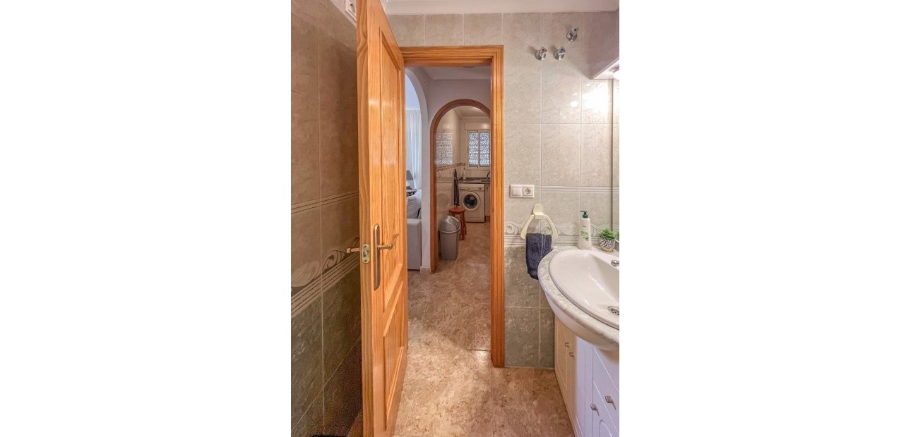 Herverkoop - 1. Apartment / flat -
Torrevieja - Acequion