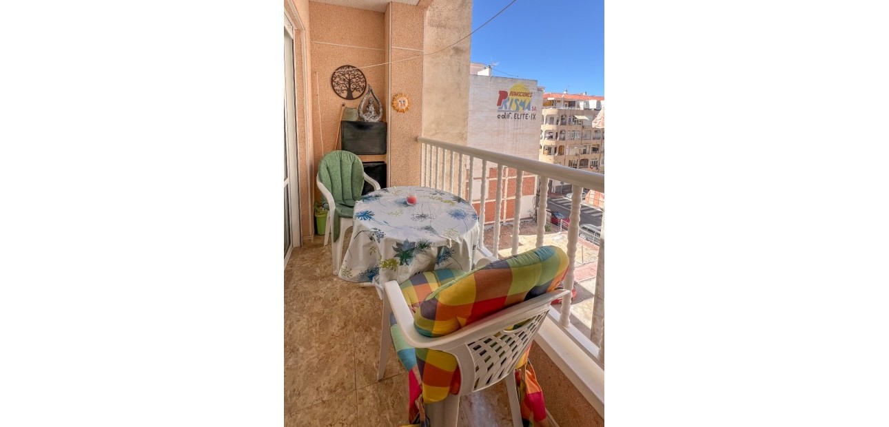 Herverkoop - 1. Apartment / flat -
Torrevieja - Acequion