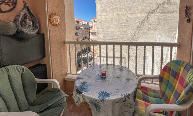 Herverkoop - 1. Apartment / flat -
Torrevieja - Acequion