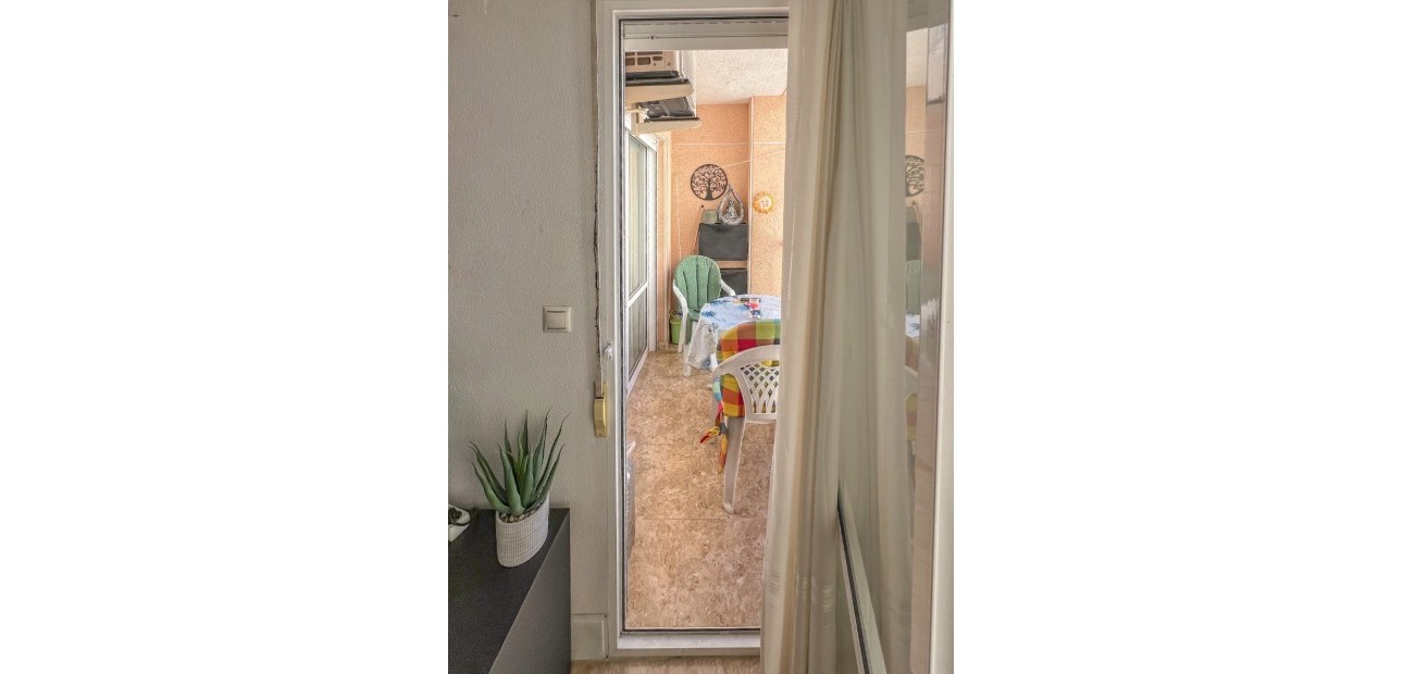 Herverkoop - 1. Apartment / flat -
Torrevieja - Acequion