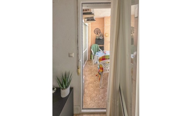 Herverkoop - 1. Apartment / flat -
Torrevieja - Acequion